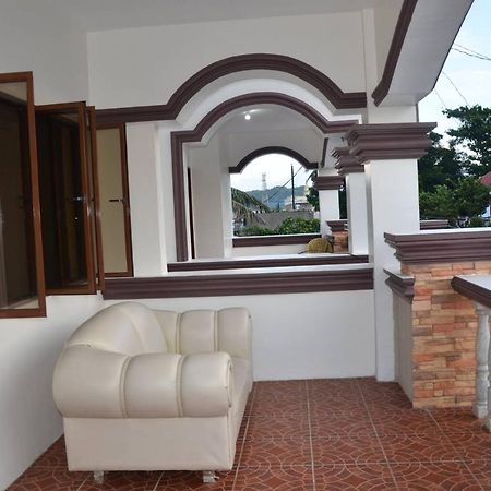 Florabells Iraya Guest House - Batanes Basco ภายนอก รูปภาพ