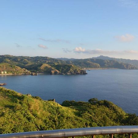 Florabells Iraya Guest House - Batanes Basco ภายนอก รูปภาพ