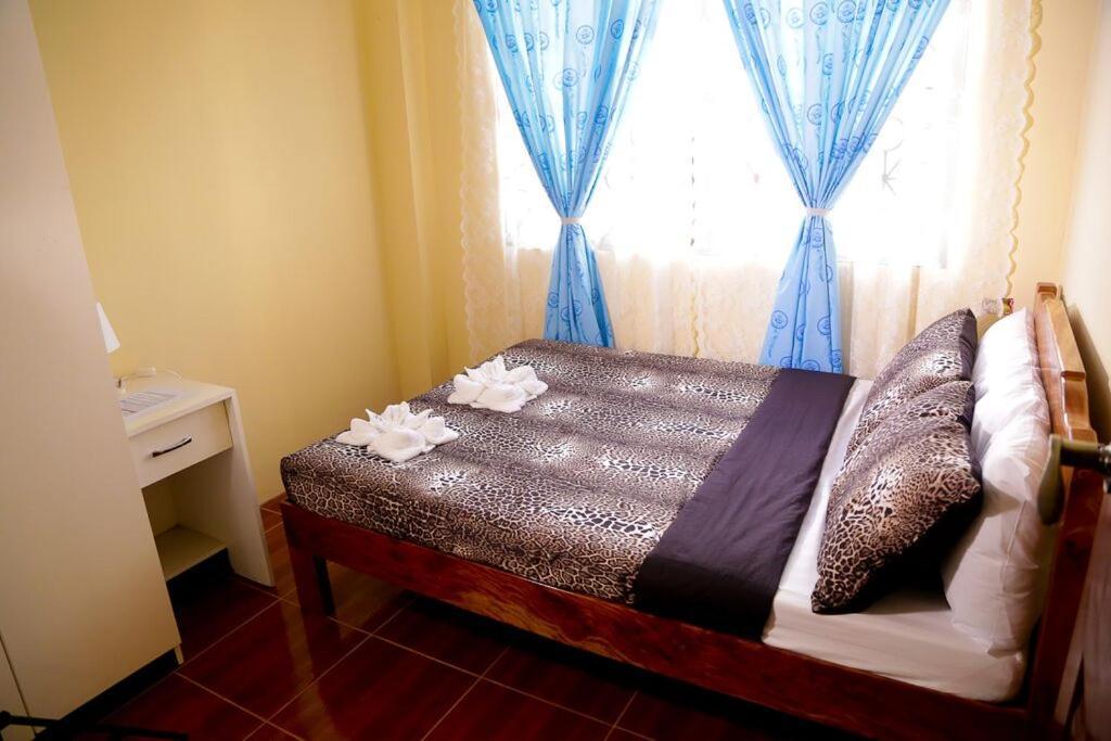 Florabells Iraya Guest House - Batanes Basco ภายนอก รูปภาพ