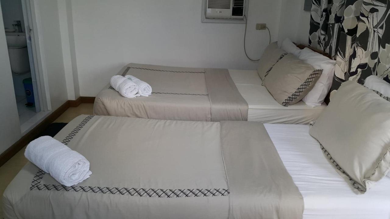 Florabells Iraya Guest House - Batanes Basco ภายนอก รูปภาพ